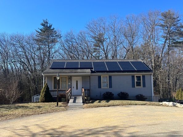 42 Arland Dr, Southbridge MA 01550