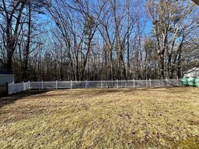 42 Arland Dr, Southbridge MA 01550