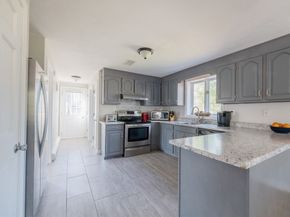 51 Kathleen Dr, Plymouth MA 02360