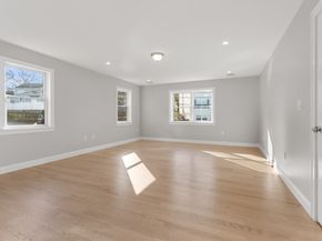 14 Piedmont Ave, Waltham MA 02451