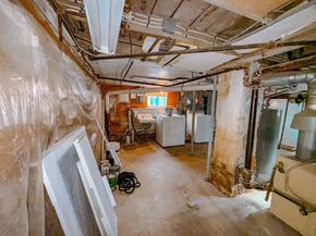 38 Washington St, Marlborough MA 01752