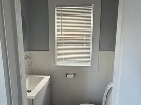 38 Washington St, Marlborough MA 01752