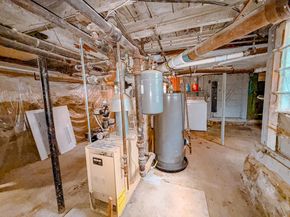 38 Washington St, Marlborough MA 01752