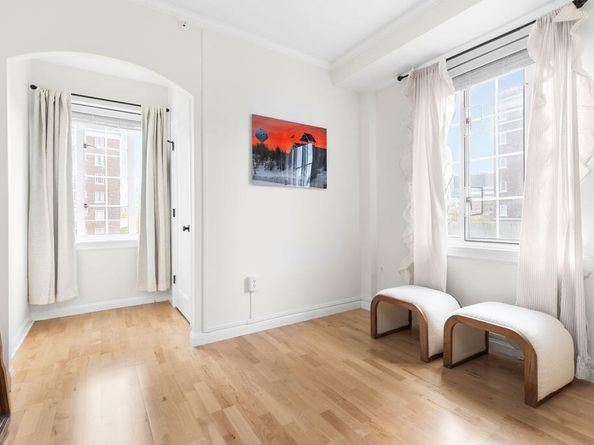 20 Chapel St B712, Brookline MA 02446