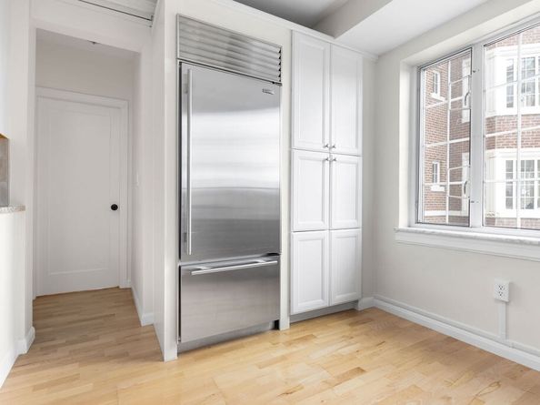 20 Chapel St B712, Brookline MA 02446