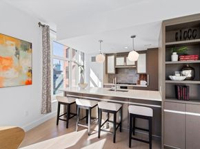 100 Lovejoy Wharf PH 1B, Boston MA 02114