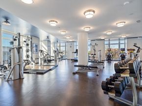 100 Lovejoy Wharf PH 1B, Boston MA 02114