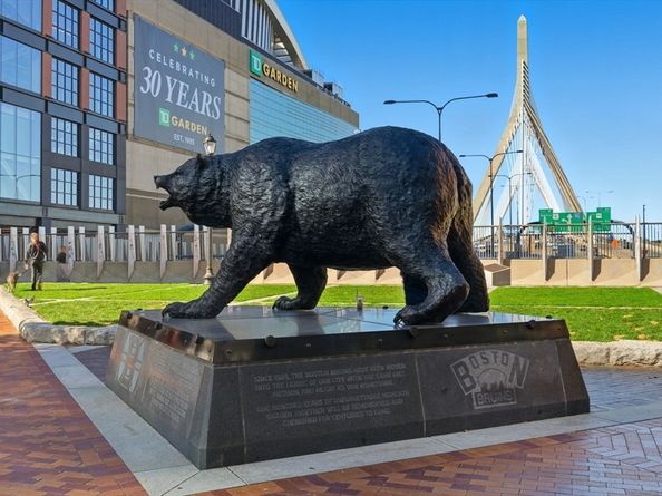 100 Lovejoy Wharf PH 1B, Boston MA 02114