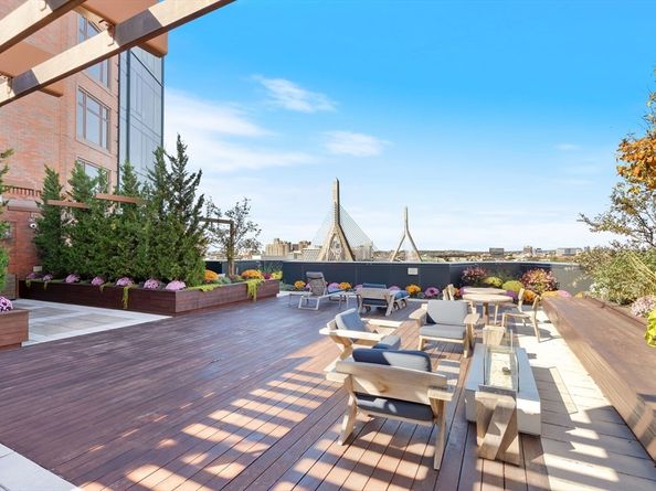 100 Lovejoy Wharf PH 1B, Boston MA 02114