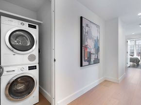 100 Lovejoy Wharf PH 1B, Boston MA 02114