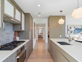 100 Lovejoy Wharf PH 1B, Boston MA 02114