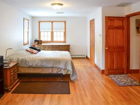 110 Mayflower Ridge Dr, Wareham MA 02571