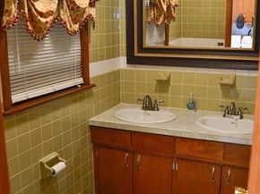 110 Mayflower Ridge Dr, Wareham MA 02571