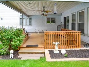 110 Mayflower Ridge Dr, Wareham MA 02571