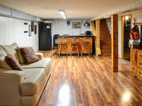 110 Mayflower Ridge Dr, Wareham MA 02571