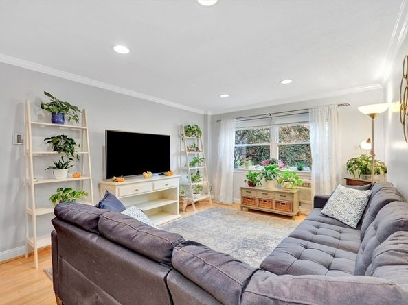 588 Main St 3C, Stoneham MA 02180