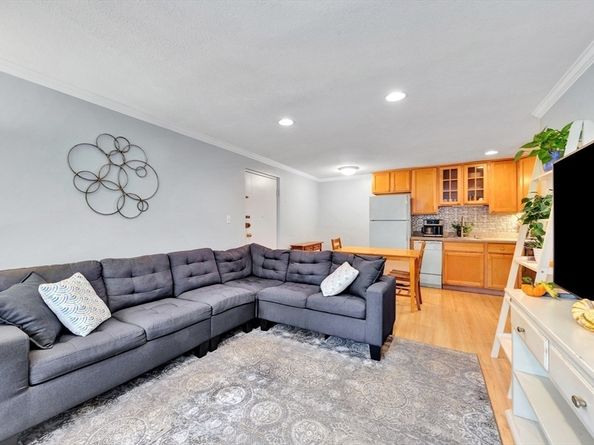 588 Main St 3C, Stoneham MA 02180