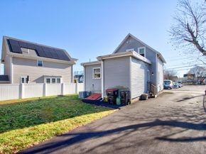 24 E Ashland St, Brockton MA 02301