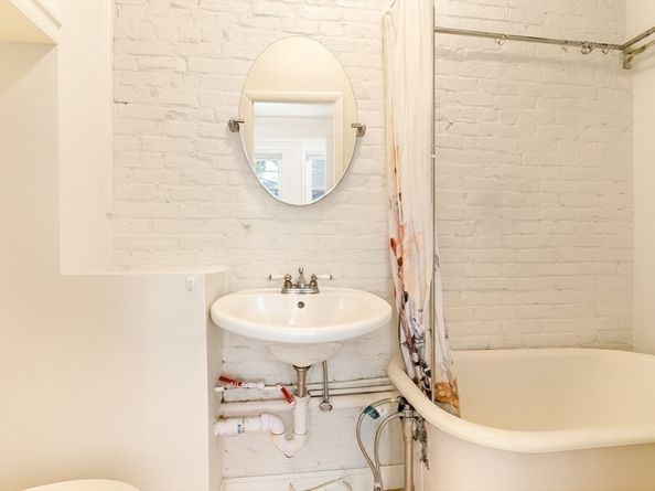 39 Revere St 6, Boston MA 02114