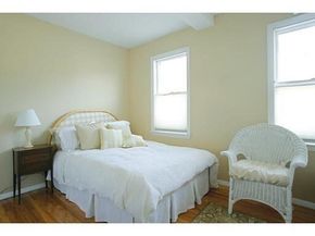 1003 Chestnut St 1003, Newton MA 02464