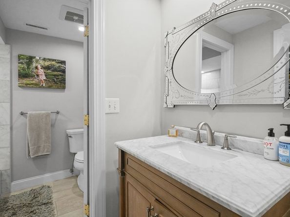 115 Mill Pond 115, North Andover MA 01845