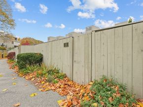 115 Mill Pond 115, North Andover MA 01845