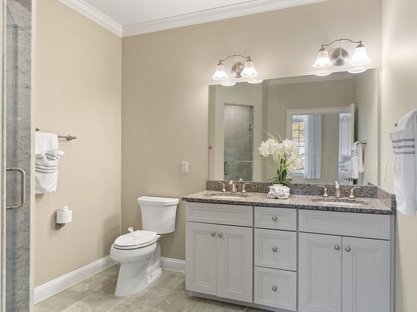 527 Salem St 42, Lynnfield MA 01940