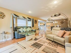 45 Half Crown Cir 45, Ashland MA 01721