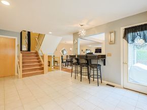 45 Half Crown Cir 45, Ashland MA 01721