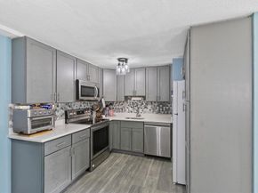 81 Nicholas Rd B, Framingham MA 01701