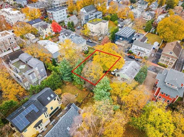 18 Donnell St, Cambridge MA 02138