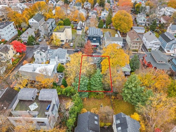 18 Donnell St, Cambridge MA 02138