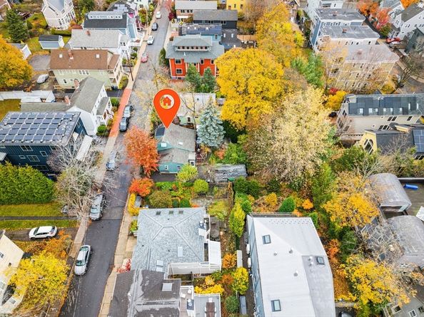 18 Donnell St, Cambridge MA 02138