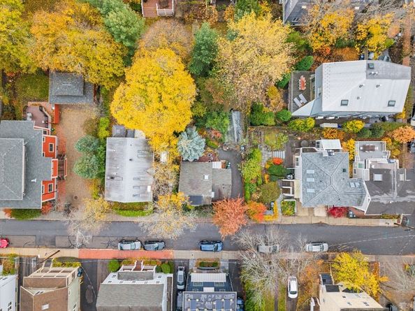 18 Donnell St, Cambridge MA 02138