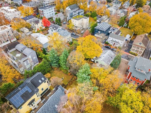 18 Donnell St, Cambridge MA 02138