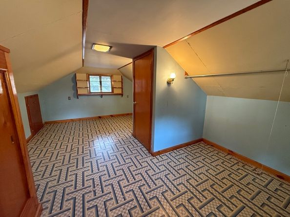 11 Park Ave, Tewksbury MA 01876