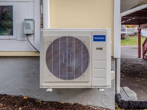 51 Lancaster Rd, Dedham MA 02026