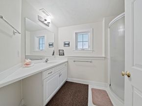 58 Bay Farm Rd 58, Duxbury MA 02332