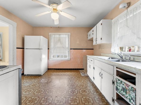 46 Sutton, Peabody MA 01960