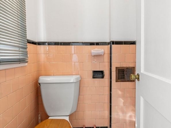 46 Sutton, Peabody MA 01960