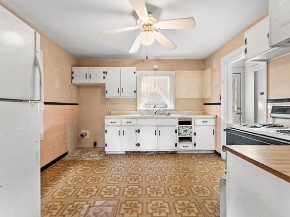 46 Sutton, Peabody MA 01960