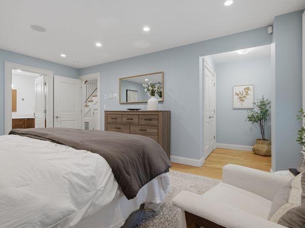 75 Rutland St 1, Boston MA 02118