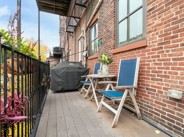 75 Rutland St 1, Boston MA 02118