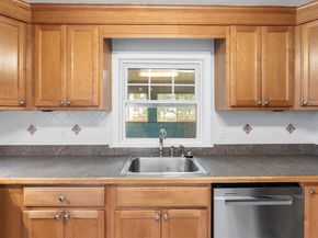 73 Sassamon Ave, Milton MA 02186