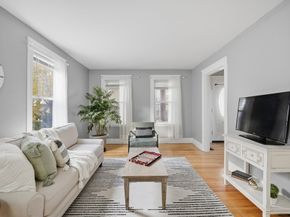 134 Whitmarsh Ave, Worcester MA 01606