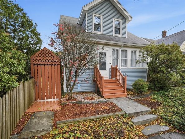 134 Whitmarsh Ave, Worcester MA 01606