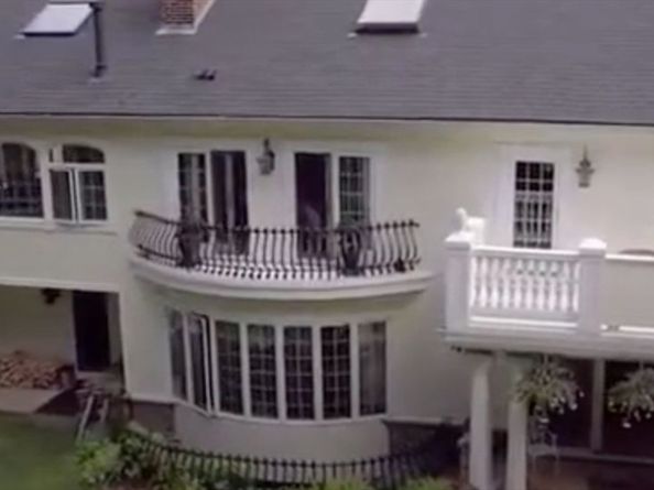 87 East Holland Road, Brimfield MA 01566