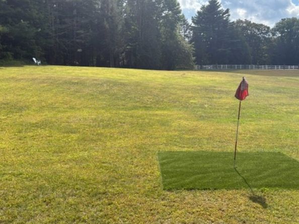 87 East Holland Road, Brimfield MA 01566