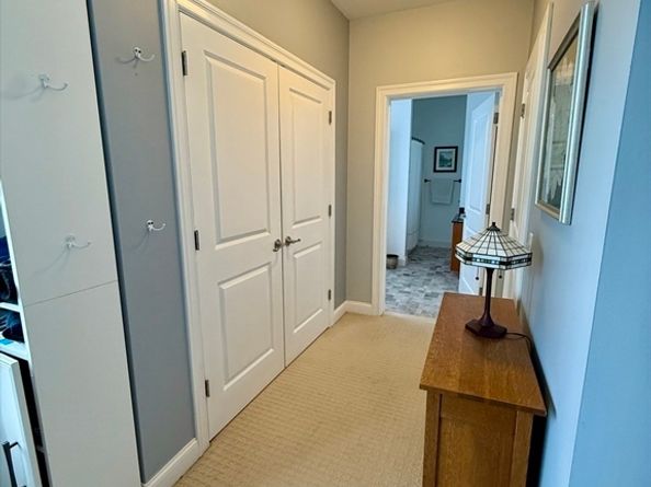 2 Harvest Dr 301, North Andover MA 01845