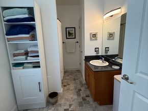 2 Harvest Dr 301, North Andover MA 01845